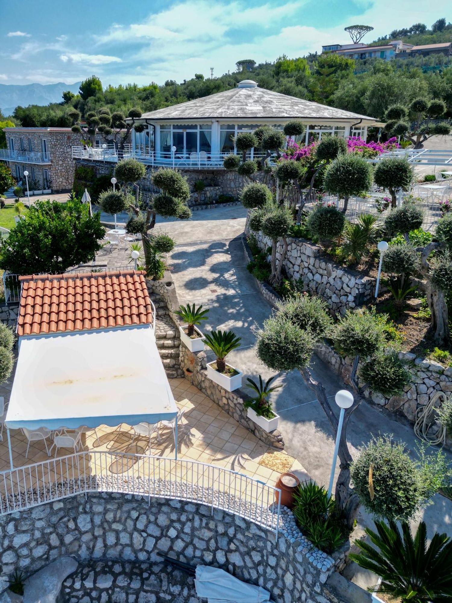 Hotel Villa Lubrense Sorrento Massa Lubrense Bagian luar foto